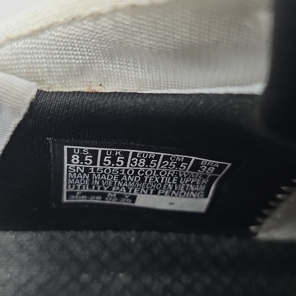 Skechers(8.5)Womens Glide Step Hands Free Slip Ins - Picture 9 of 12